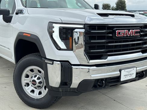 New 2025 GMC Sierra 3500 Pro w/ 1SA Pro Safety Plus Package image 3