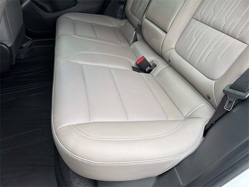 Used 2024 Buick Envista Avenir image 12