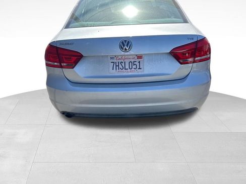 Used 2015 Volkswagen Passat 1.8T Limited Edition image 3