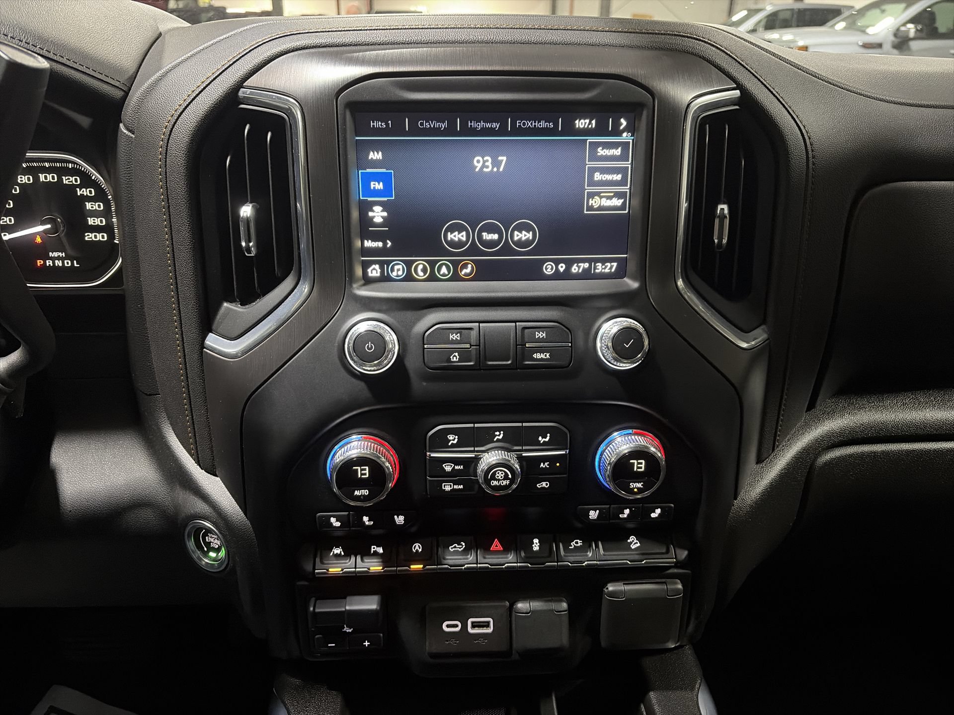 Used 2021 GMC Sierra 1500 AT4 w/ AT4 Carbonpro Edition AWD/4WD image 14