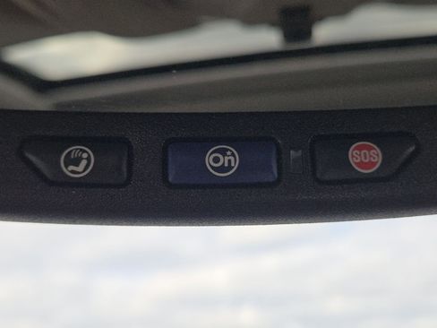 Used 2017 GMC Terrain SLT w/ Open Road Package image 32