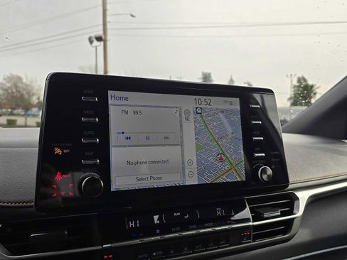 Certified 2024 Toyota Sienna XSE image 30