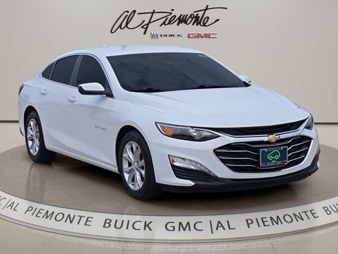 Certified 2021 Chevrolet Malibu LT FWD image 1