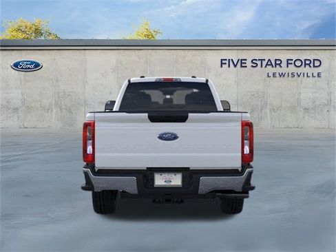 New 2025 Ford F250 XLT w/ FX4 Off-Road Package image 7