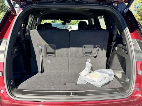 New 2025 Jeep Grand Cherokee L Laredo AWD/4WD image 17