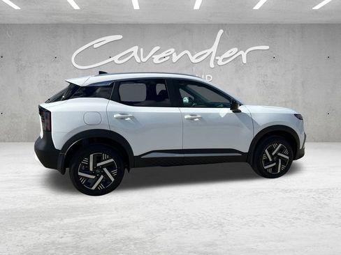 New 2026 Nissan Kicks SV image 17