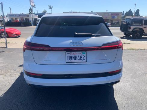 Used 2021 Audi e-tron Premium w/ Convenience Plus Package AWD/4WD image 6