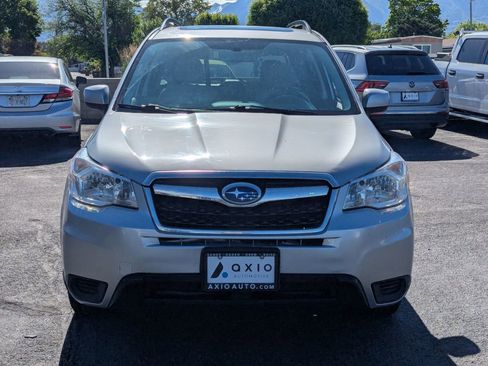 Used 2016 Subaru Forester 2.5i Premium w/ All-Weather Package AWD/4WD image 10