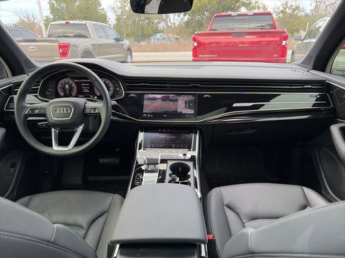 Used 2025 Audi Q7 3.0T Premium Plus image 15