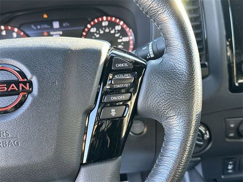 Used 2022 Nissan Frontier PRO-4X w/ Pro-4X Premium Package image 19