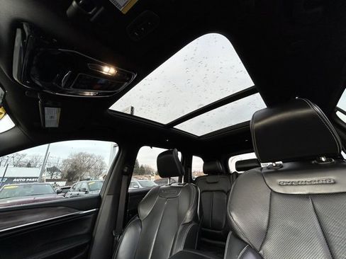 Used 2022 Jeep Grand Cherokee Overland w/ Adv Protech Group III image 38