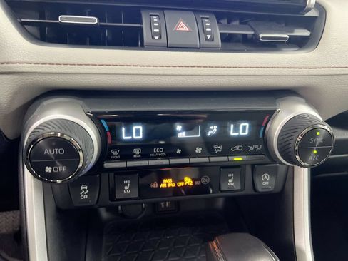Used 2024 Toyota RAV4 XLE Premium w/ Weather Package AWD/4WD image 17