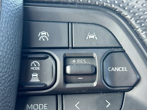 Used 2026 Toyota Tacoma SR5 RWD image 18