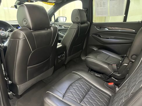 Certified 2023 Buick Enclave Avenir w/ Avenir Technology Package image 20