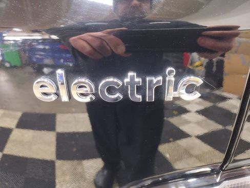 Certified 2023 Hyundai Kona SE image 15