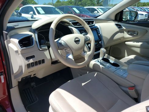 Used 2016 Nissan Murano SV image 10