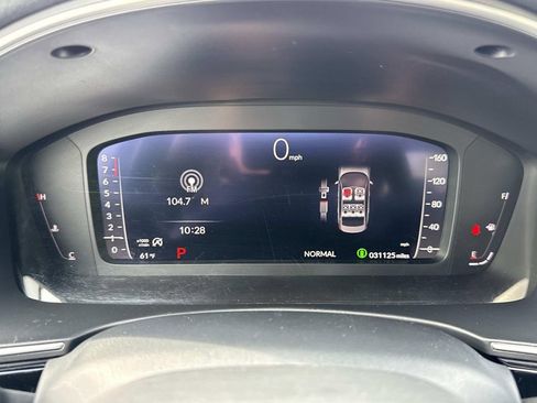 Used 2023 Honda Civic Touring image 14