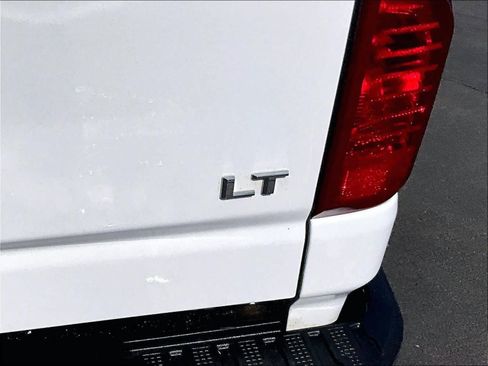 Used 2021 Chevrolet Silverado 2500 LT w/ Convenience Package image 29