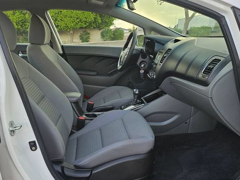Used 2017 Kia Forte LX w/ LX Popular Package FWD image 19