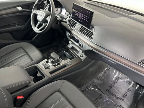 Used 2023 Audi Q5 2.0T Premium w/ Convenience Package AWD/4WD image 15