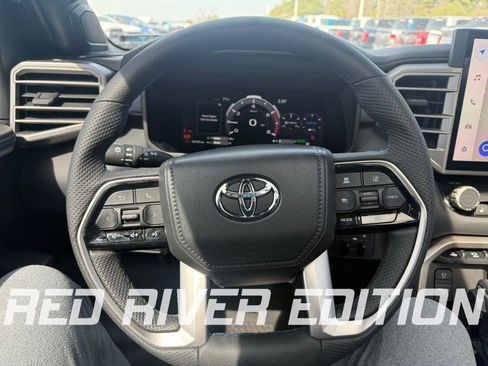 Used 2026 Toyota Tundra Platinum image 25