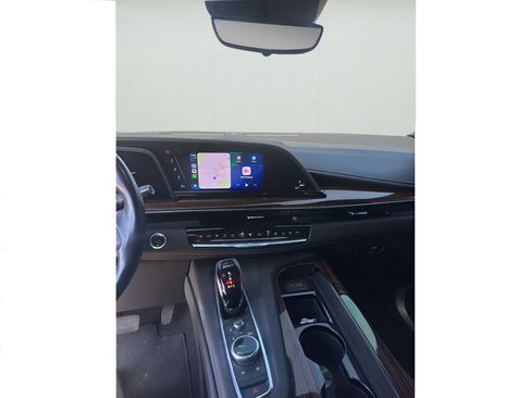 Used 2023 Cadillac Escalade Premium Luxury AWD/4WD image 10