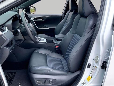 Certified 2023 Toyota RAV4 XSE AWD/4WD image 8