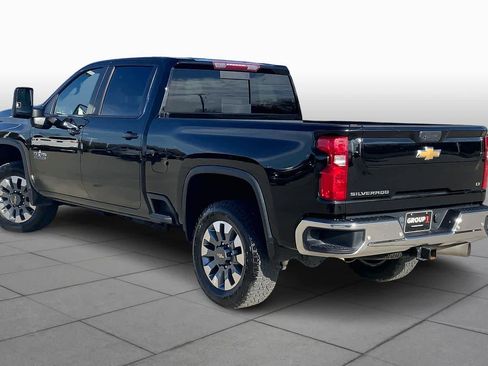 Used 2023 Chevrolet Silverado 2500 LT w/ Texas Edition image 10
