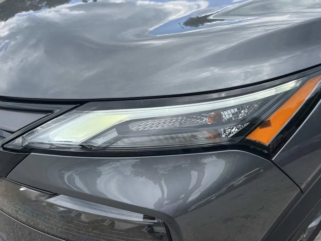 New 2026 Nissan Rogue S FWD image 9