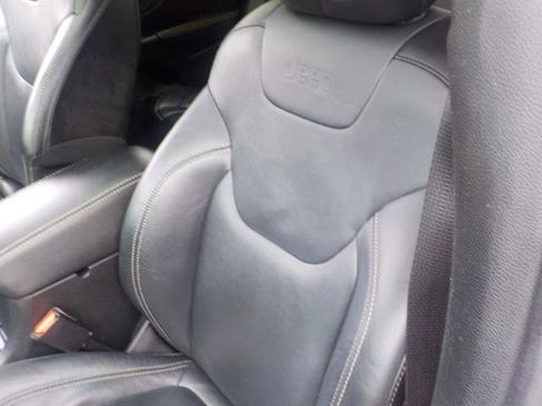 Used 2014 Jeep Cherokee Limited image 21