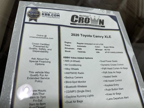 Used 2020 Toyota Camry XLE image 40