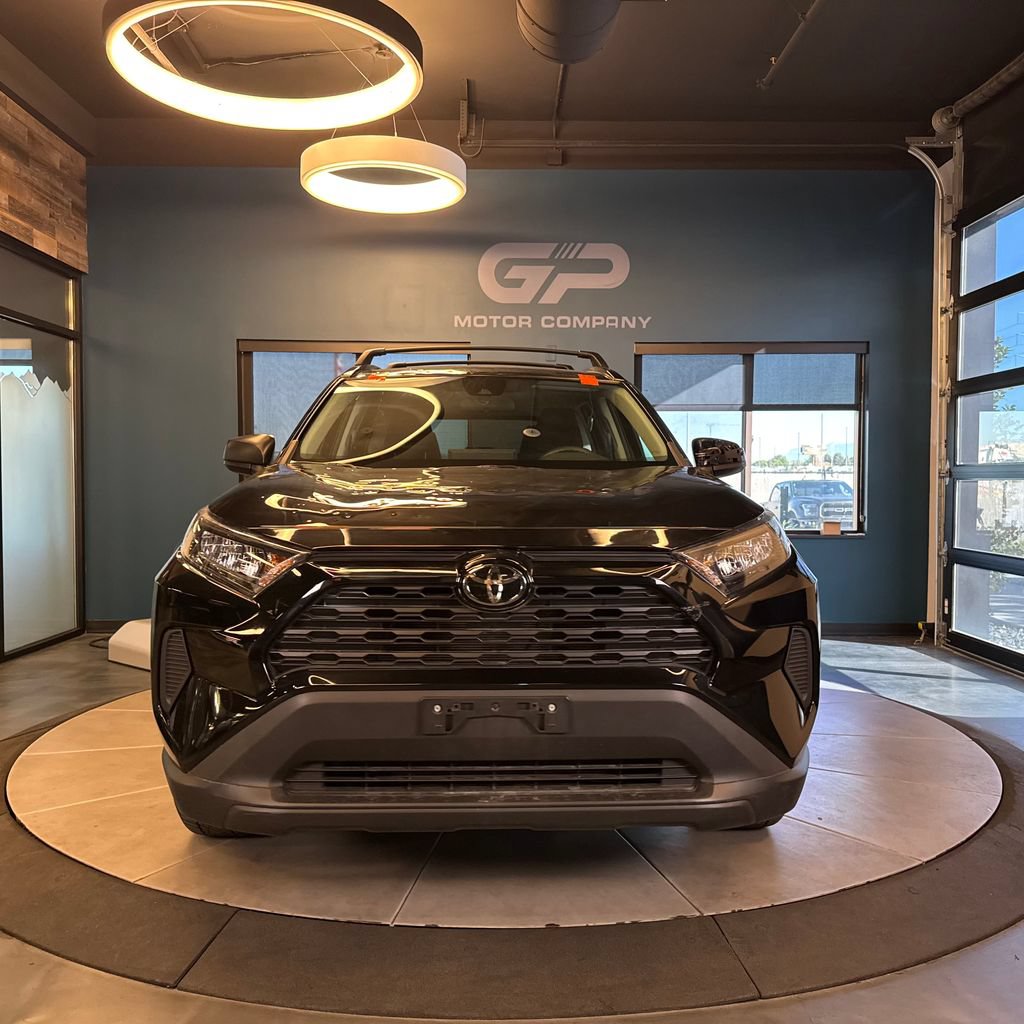 Used 2019 Toyota RAV4 LE w/ All Weather Liner Package AWD/4WD image 8