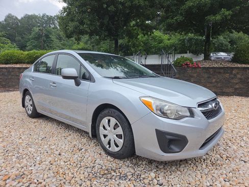 Used 2014 Subaru Impreza 2.0i Premium AWD/4WD image 1