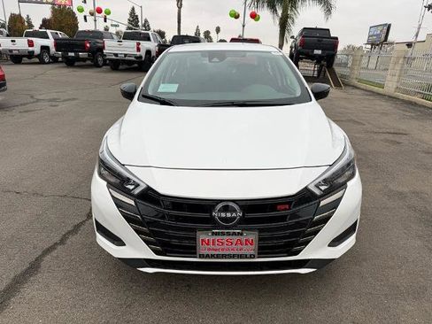 New 2025 Nissan Versa SR w/ Trunk Package image 2