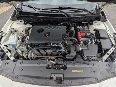 Used 2020 Nissan Altima 2.5 SR w/ Premium Package image 29