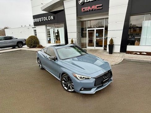 Used 2022 INFINITI Q60 Red Sport 400 w/ Cargo Package image 2