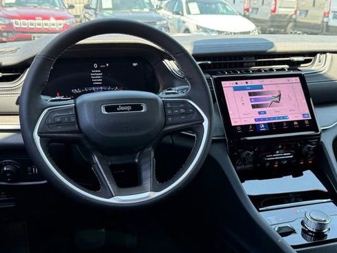 New 2025 Jeep Grand Cherokee L Limited image 27