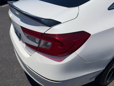 Used 2018 Honda Accord EX-L image 18