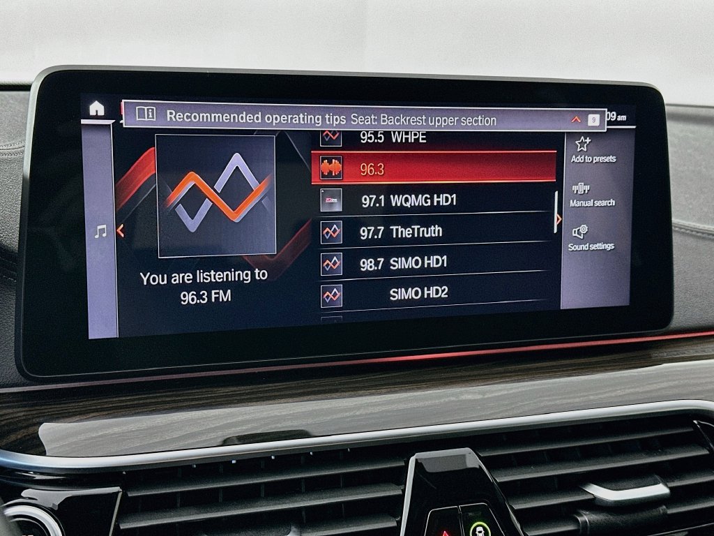 Used 2021 BMW M550i xDrive AWD/4WD image 16