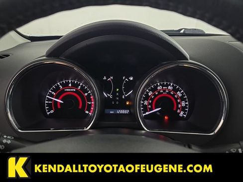 Used 2010 Toyota Highlander Limited AWD/4WD image 16