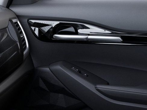 New 2025 Kia Seltos X-Line image 25