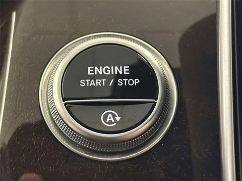 Certified 2022 Mercedes-Benz S 500 4MATIC image 33