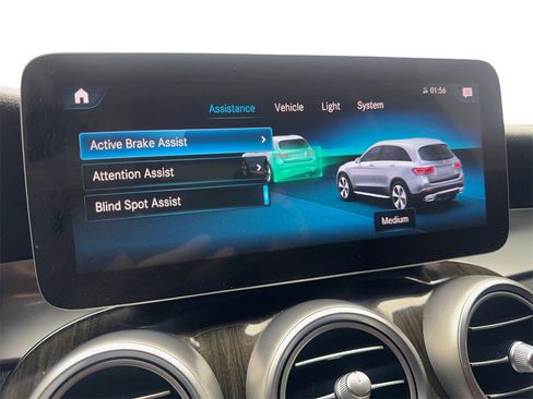 Used 2020 Mercedes-Benz GLC 300 image 59