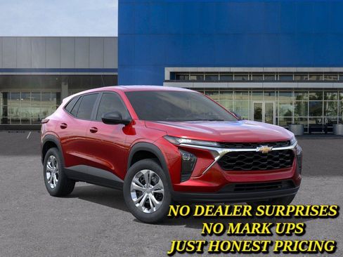 New 2026 Chevrolet Trax LS w/ Driver Confidence Package FWD image 7