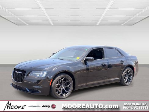 Used 2019 Chrysler 300 Touring w/ Sport Appearance Package RWD image 1