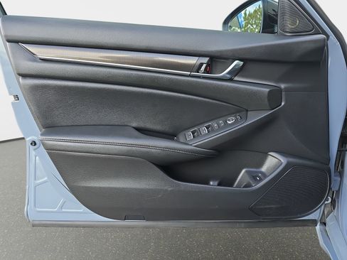 Certified 2022 Honda Accord Sport image 25