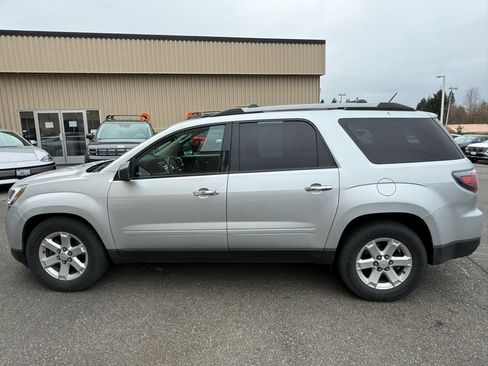 Used 2016 GMC Acadia SLE image 4
