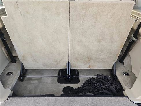 Used 2012 Land Rover LR4 HSE image 6