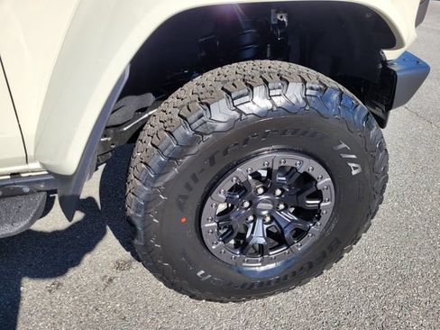 New 2025 Ford Bronco Raptor w/ Interior Carbon Fiber Pack AWD/4WD image 38