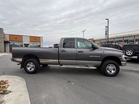 Used 2004 Dodge Ram 2500 Truck SLT w/ Trailer Tow Group AWD/4WD image 3